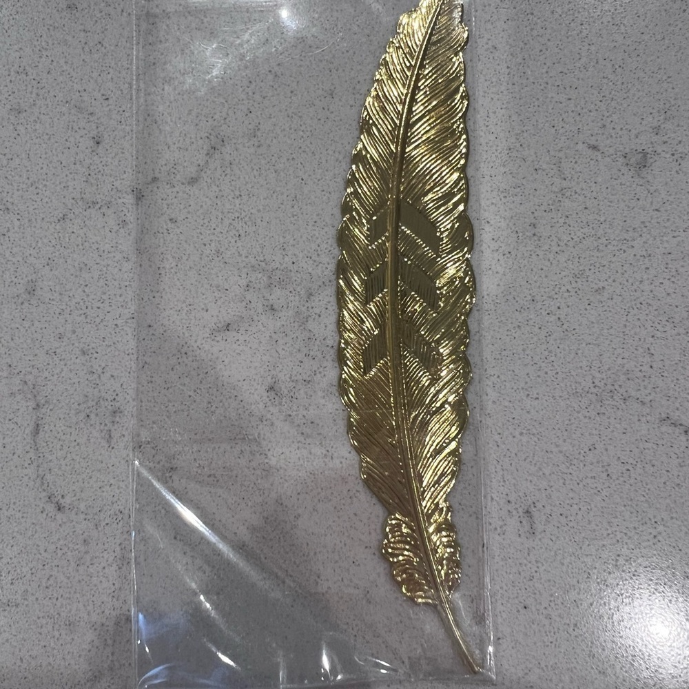NWT Gold Metal Leaf Bookmark
